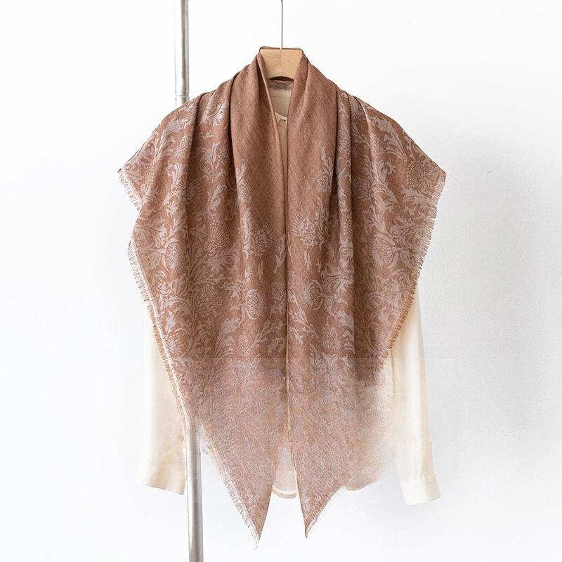 Cashmere Scarf High End French Retro Cashew Flower Jacquard Large Square Scarf Air Conditioned Room Shawl for Women Autumn Outerwear
