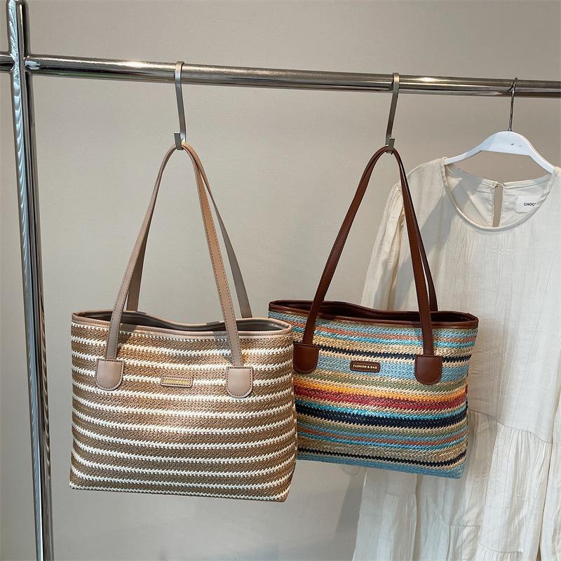 Плетеная сумка женская новая большой вместимости пляжная соломенная сумка универсальная на плечо сумка-тоут большая вместимость сумка под мышкой