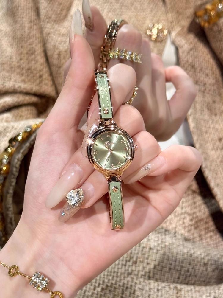 New Women'S Wristwatch, Retro Minimalist Style, Elegant Bracelet Watch, Exquisite And Petite, Sophisticated Women'S Watch.