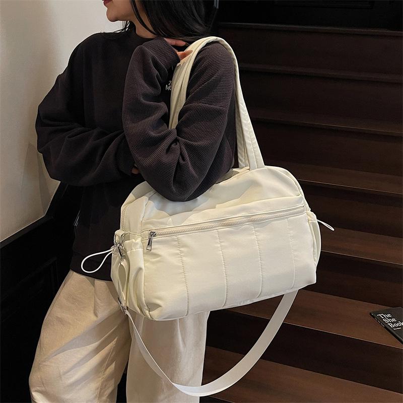 Women's Large Capacity Waterproof Travel Tote & Gym Bag