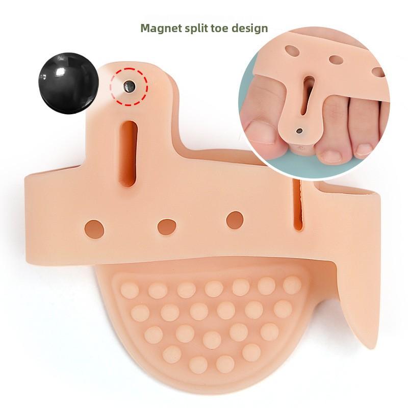 Magnet Toe Splitter, Foot Pellet Massage, Shock Absorption and Relaxation, Forefoot Half-yard Pad, Soft and Anti-wear Foot Pinch Orthosis