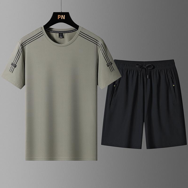 Очень большой летний спортивный костюм мужской ледяной шелк тонкий с коротким рукавом мужские шорты быстросохнущий красивый комплект из двух предметов