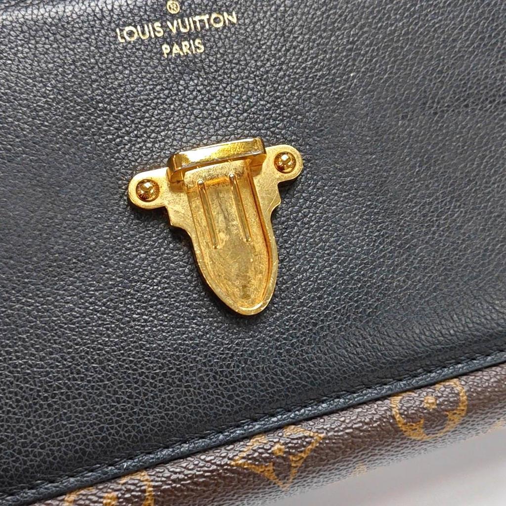 [Pre-Owned] Victoire Monogram Chain Leather Shoulder Bag - Fair #1N3CL54
