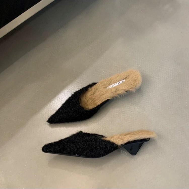 Роскошные меховые тапочки женские остроносые мюли обувь дизайнерские меховые шлепанцы платье низкий каблук 2025 зимняя мода замша хлопок Botas Mujer