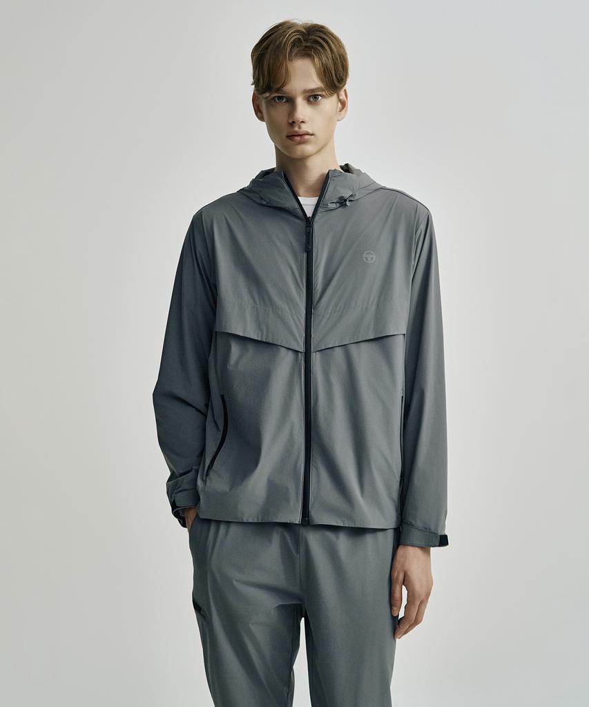Мужская тканая куртка с вентиляцией и капюшоном Sergio Tacchini (Д.Грей)