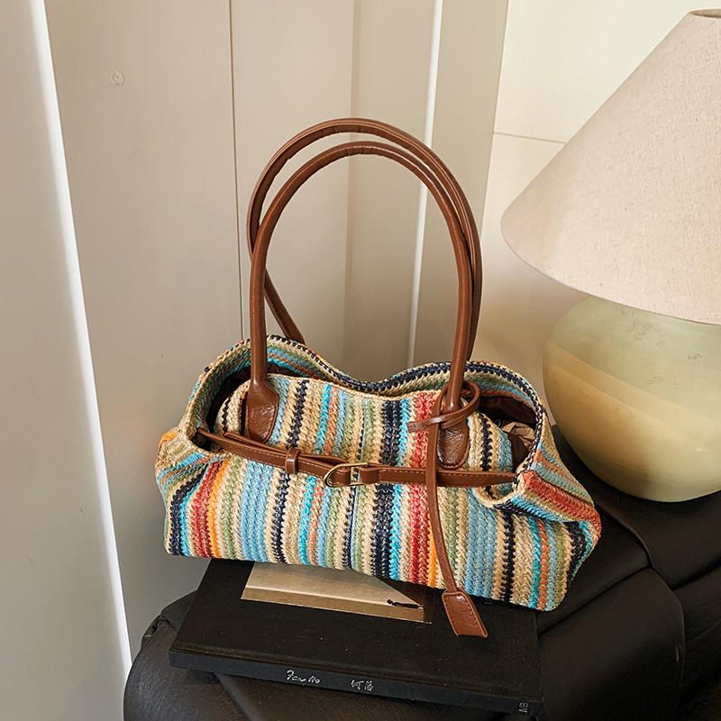 Summer Woven Shoulder Bag With Magnetic Closure For Daily Use