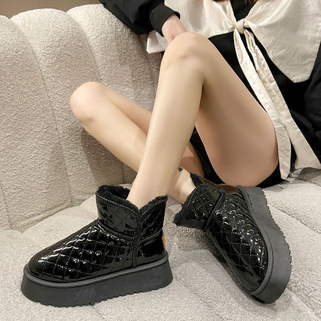 Модные блестящие женские плюшевые зимние ботинки. Повседневные и универсальные женские ботинки. Простые короткие сапоги.