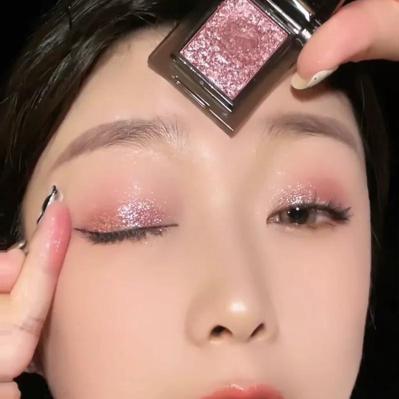Monochrome Eye Shadow Plate 2025 New Arrival Pearlescent Fine Glitter Purple Smoky Makeup Matte Cement Black Gray Shiny Crystal Eye Makeup