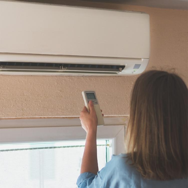 Universal Air Conditioner Remote Control Replacement for YKR-Q/002E Air Conditioning LCD Remote Controller Accessories