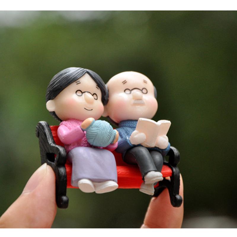 PVC Grandparent Figurines - Car Ornaments, DIY Succulent, Micro Landscape, Cake Decoration Recliners