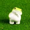 Миниатюрная фигурка лягушки из смолы Маленькое животное Украшение Мультяшная миниатюрная статуэтка лягушки для микро-сада фей Ландшафтный дизайн Поделки для террариума