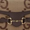 Gucci Сумка-коробка Horsebit 1955 с золотым зажимом-подкову и двойным G, увеличенного размера, на магнитной застежке, из канвы с кожаной отделкой, для ношения на плече или через плечо, мини 699296-UKMBG-2572