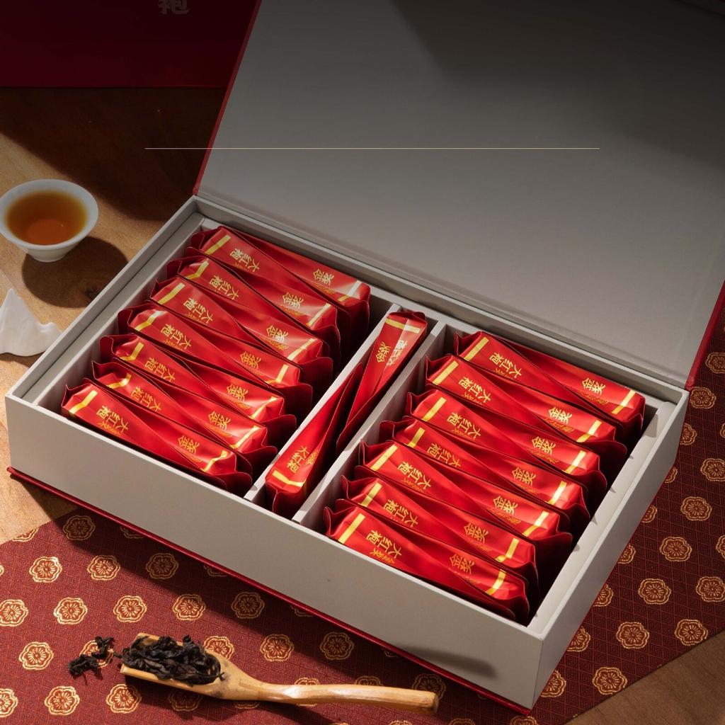 Премиум Fujian Organic Wuyishan Dahongpao 250г