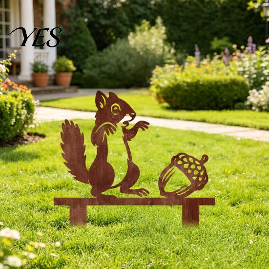 Flower Bed Decoration Rusty Metal Squirrel with Acorn Garden Stake, Cute Animal Silhouette Sculpture, Ground Insert Decor Decorative Outside Yard Art