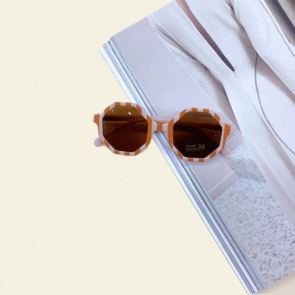 Модные детские солнцезащитные очки с нестандартной оправой из поликарбоната, модные весенние персонализированные солнцезащитные очки для ног