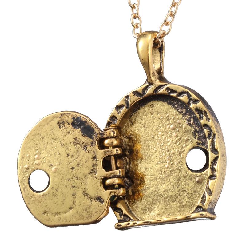 New Lord Same Ring Dwarf House Door Necklace Retro Movie Series Exquisite Open Pendant Necklace Party Jewelry Gifts