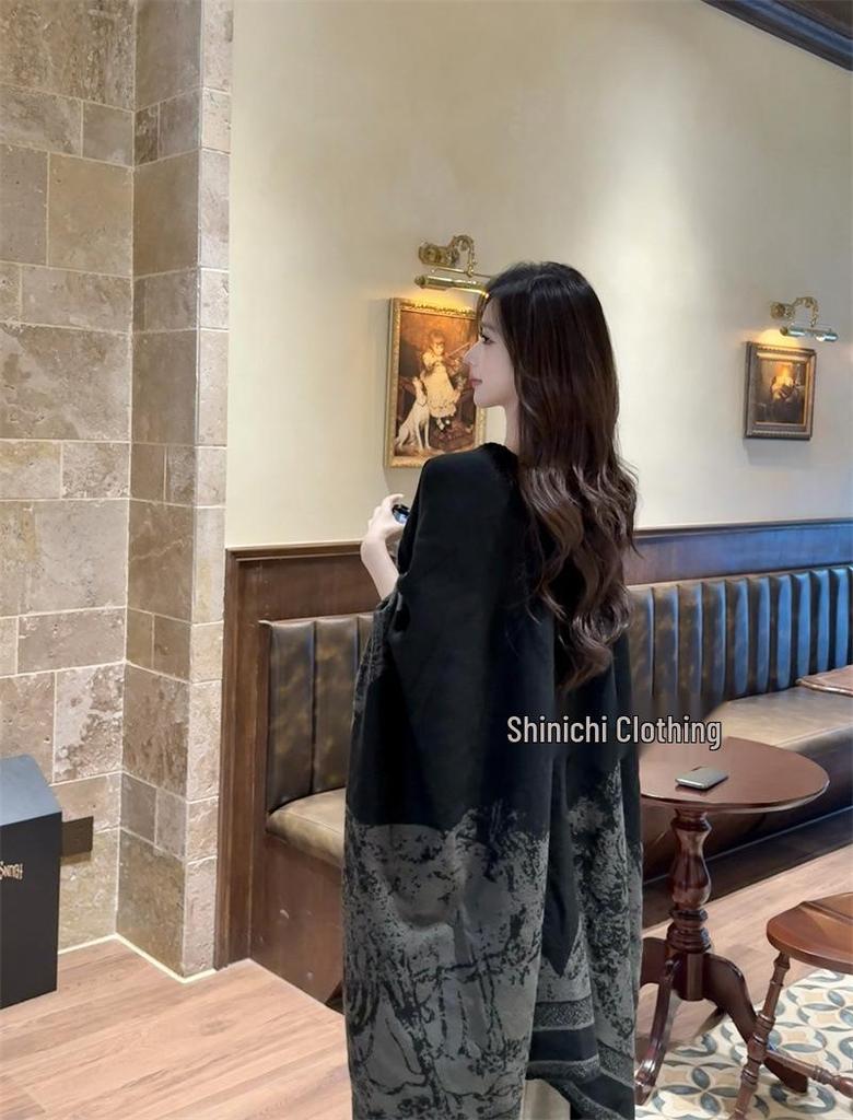 Refined Ethnic Style Women's Imitation Cashmere Cloak and Scarf for Autumn/Winter