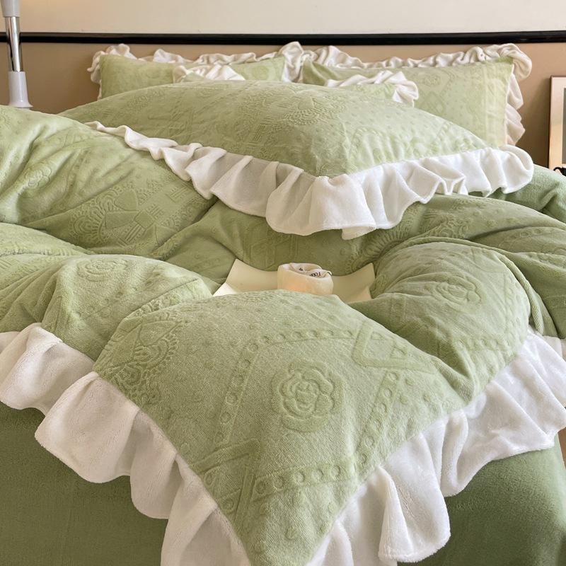 Ins стиль, корейский стиль, резной молочный бархат, кровать из четырех предметов, утолщенное теплое коралловое бархатное зимнее пододеяльник, простыня