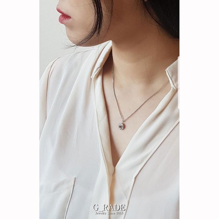 G_Rade Shiny Circle Necklace