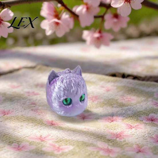 High-end Cat Accessory 3D Printed Head Keychain, Cute Kawaii Kitten Bag Charm with Pearlescent Finish & Bright Colorful Pendant Green Eyes,