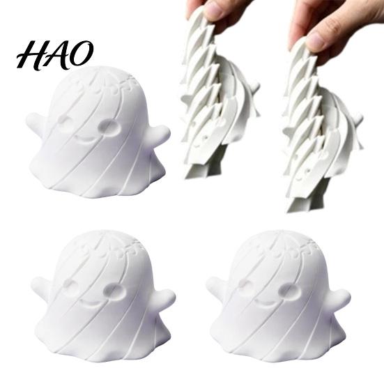 Halloween Ghost Figurine 3D Printed Slippery Figurine, Rotating Fidget Toy, Fidgeting Gadget Twisting White Desk Decor for Party Favors Sensory Toy