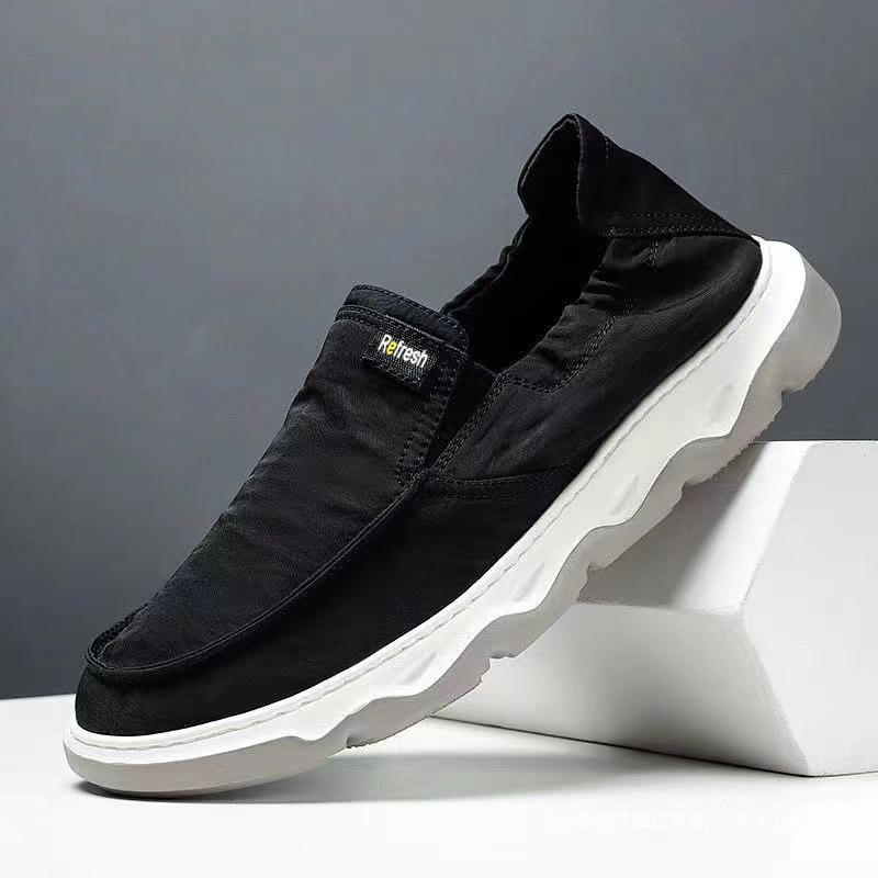 Large size old Beijing ice silk canvas shoes breathable board shoes soft sole lazy shoes dad casual online canvas shoes