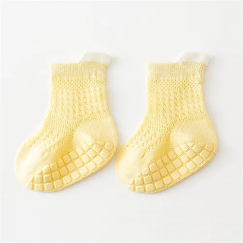 Сладкие кружевные носки для девочки, противоскользящие, с клейкими точками, однотонные, хлопковые, для младенцев, дышащие, детские носки для пола