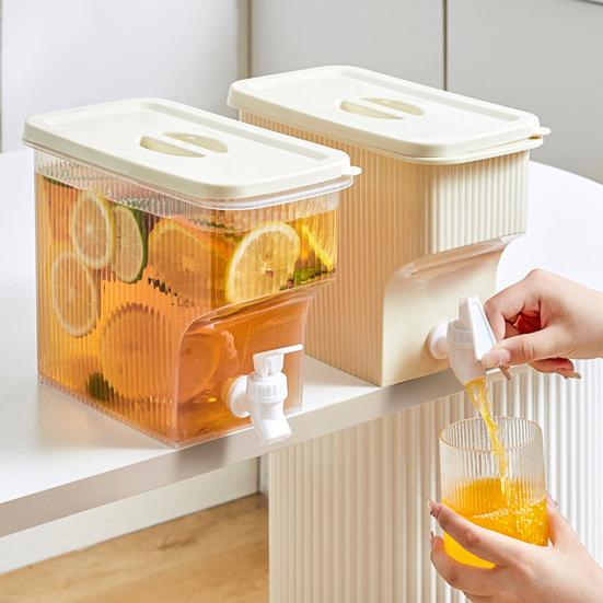 3.9L Water Dispenser with Faucet Leakproof Iced Tea Pitcher for Fridge BPA-Free Juice Container for Summer Drinks