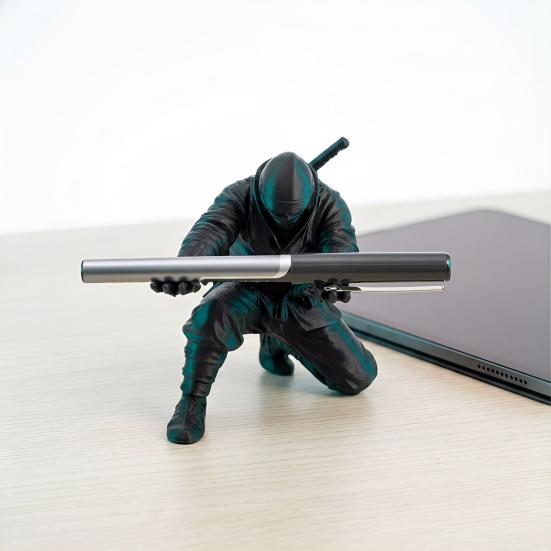Подставка для ручек «Ниндзя» 3D-печать Самурайская подставка для карандашей Фигурка Воина Настольный органайзер для офисного стола Шуточный подарок для мужчин Коллег