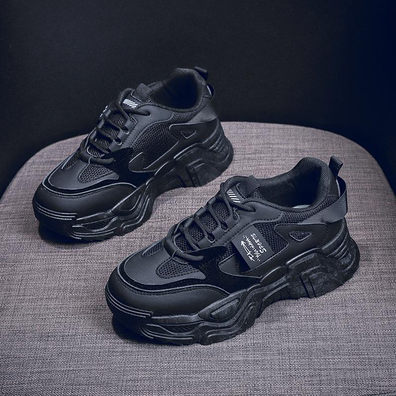 Инс корейская версия новых кроссовок для женщин 2025 весна студенческие универсальные спортивные туфли уличная съемка повседневные туфли на платформе K819