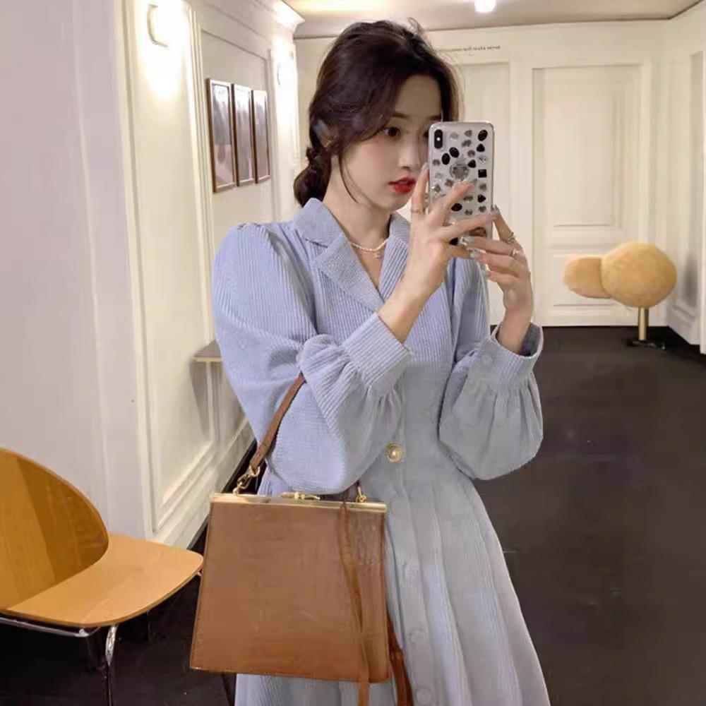 Вельветовое платье женская одежда осень и зима 2024 новый французский костюм воротник дизайн может быть сладкий или соленый средняя и длинная юбка