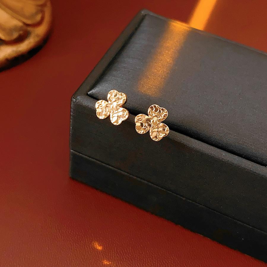 Silver Needle Super Fairy Elegant Bow Flower Stud Earrings French Light Luxury Earrings Literary Style Sweet Versatile Earrings