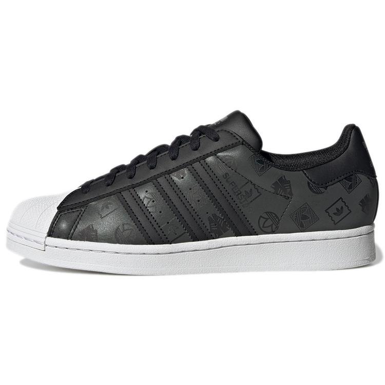 adidas Кроссовки Superstar Originals 'Черно-зеленый монограммный узор' GX8412