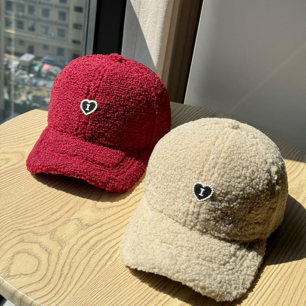 New Hat for Women In Autumn and Winter Love Wide Brim Peaked Hat Winter Warm Thickened Big Head Circumference Small Baseball Cap Showing Face