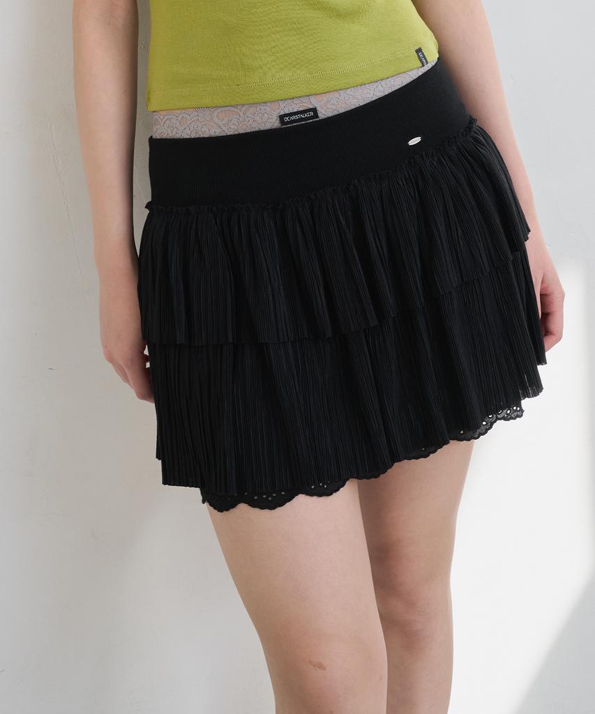 Dear Stalker Lena Lace Tiered Mini Skirt - Black