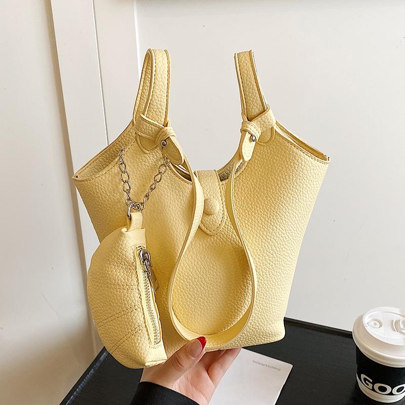 Spring and Summer Super Fire Niche Simple Portable Vegetable Basket Bag Women's Fashion Versatile High-end Texture Solid Color Messenger Bag