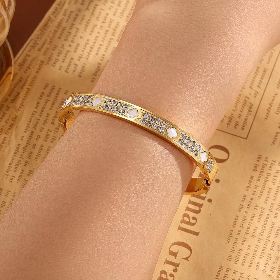 Htpwe Stainless Steel Four-leaf Clover Shell Inlaid Zirconium Bracelet Women's Plated 18k Gold Couple Holiday Bracelet Zircon