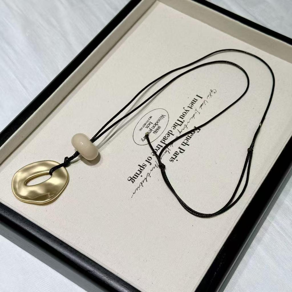 Минималистичное геометрическое подвесное ожерелье в корейском стиле - Универсальное, регулируемое, высококачественный дизайн для женщин