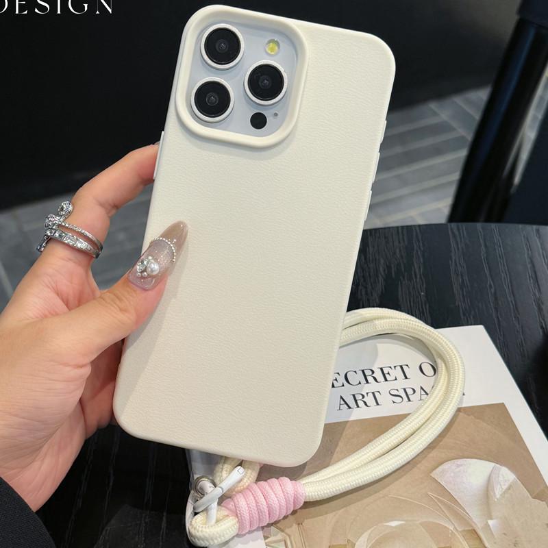 Чехол-подвеска с текстурой кожи для iPhone 12-17 с ремешком для руки, однотонный