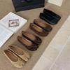 One-pedal Split-toe Shoes, Shallow-mouth Single Shoes for Women's 2025 Spring and Autumn New Korean Version of Personalized Grandma Flats Are Li