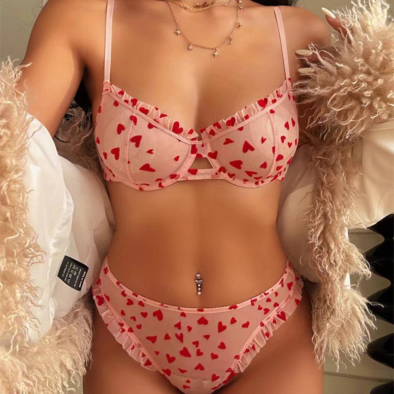 European and American sexy underwear with big breasts and small large size erotic underwear French ultra-thin perspective lace bra set