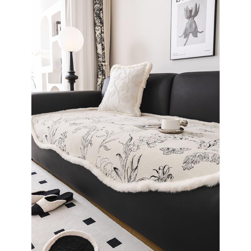 French Entry Lux Sofa Seat Cushions Irregular Shaped Cover Chenille Four Seasons Universal Non-Slip Velvet Feeling Cover Towel