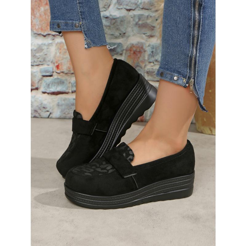 Женские лоферы на танкетке с леопардовым принтом, новая замшевая модель больших размеров на платформе для осени 2025 года