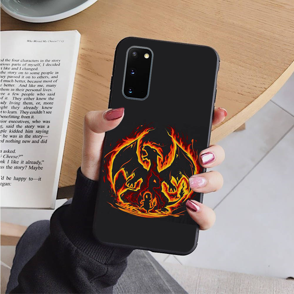 Чехол AP3 Charmander Pokemon Black для iPhone 16 15 Plus 14 13 12 11 Pro 8 7 6S SE 5S X XR XS Max Realme C30 C33 C31 9I Huawei Y8P Y9 Sofe Cover