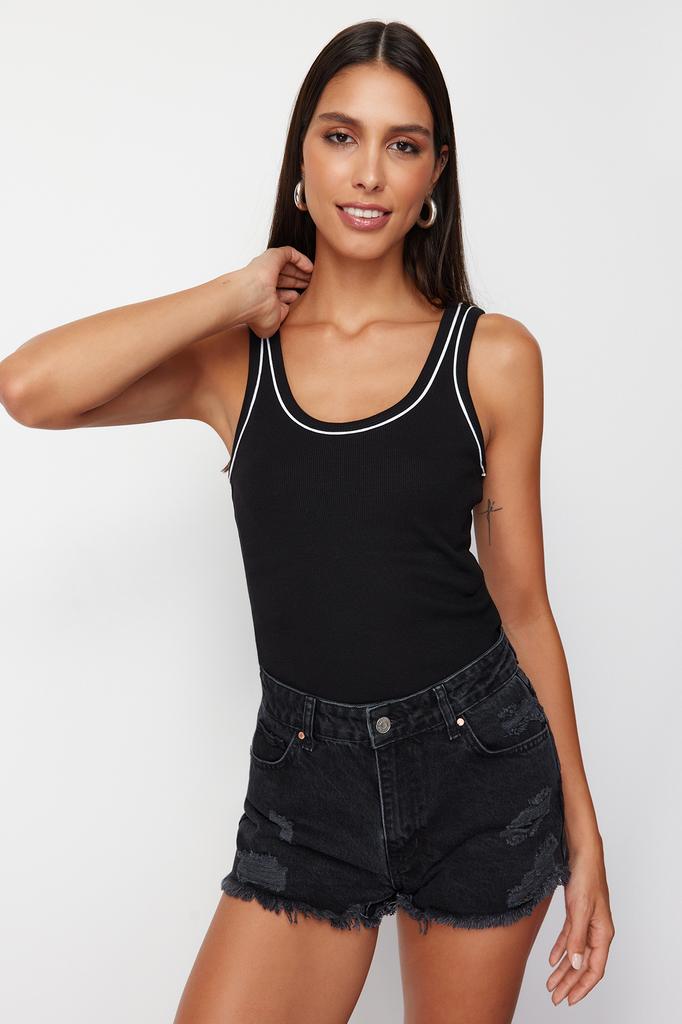 Women's Fashion New Athlete Black Contrast Piping Detailed Pool Neck Vüuda Fitted Ribbed Flexible Knitted Athlete