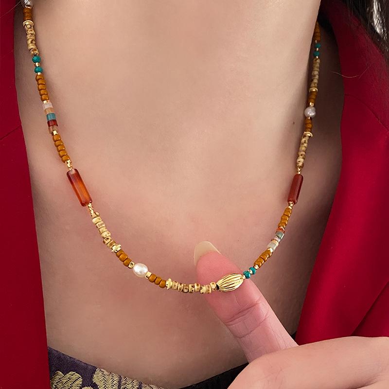 Ожерелье из красного родонита Гуо Хуан - Ожерелье-цепочка для свитера из натурального камня, аксессуары для ключицы для новогодних торжеств.