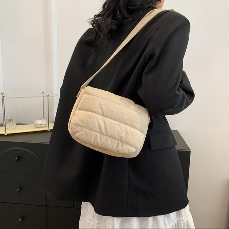 Женская модная маленькая наплечная сумка из нейлона и космического хлопка с вышивкой нитью, повседневная однотонная, универсальная, с клапаном, квадратная сумка-кроссбоди KTY