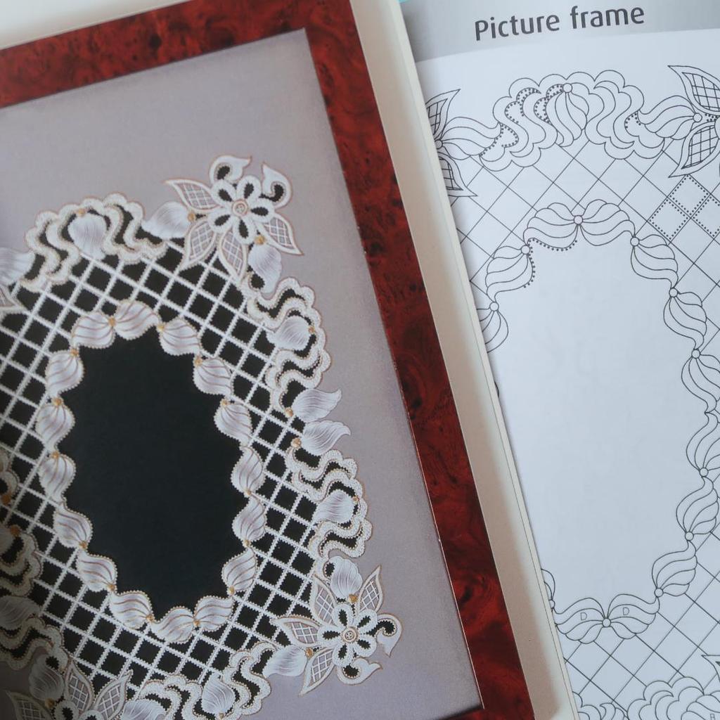 [ИСПОЛЬЗОВАННЫЕ] Иностранные книги: Коллекция шаблонов для пергамано (Paper Craft)