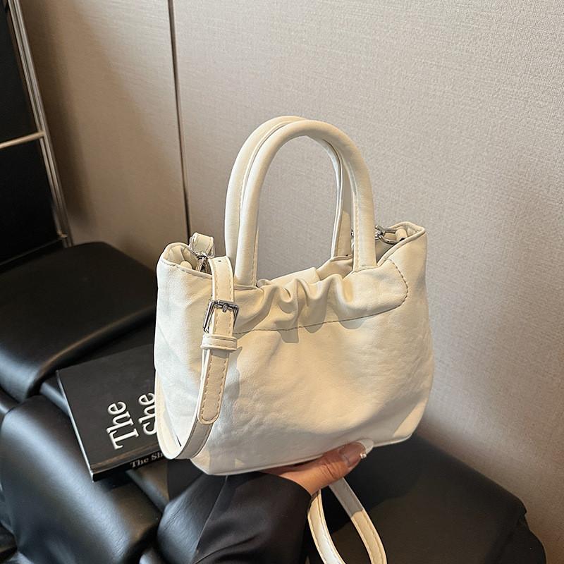 Pleated Design Pu Shoulder Bag Women Minimalist Solid Color Magnetic Closure