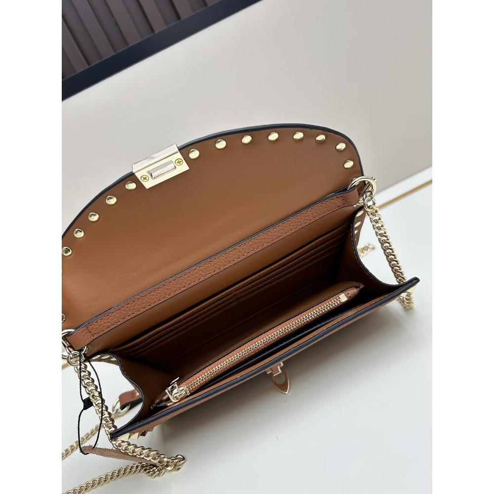 Трендовая летняя новинка повседневная сумка-мессенджер на плечо со шпильками маленькая квадратная сумка персонализированная сумка для телефона маленькая свежая женская сумка оптом